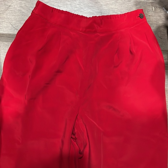 Silk wide leg red pants, size 6 - Picture 3 of 5